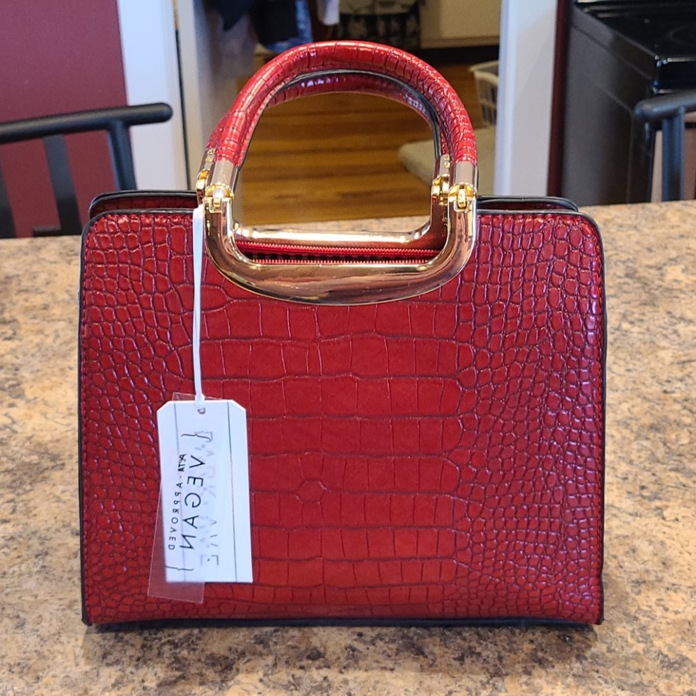 Park Ave Collection Red Handbag